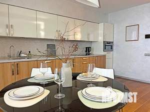 1-к квартира, посуточно, 56м2, 1/1 этаж