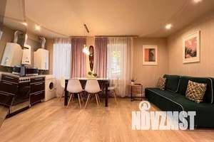 1-к квартира, посуточно, 38м2, 1/2 этаж