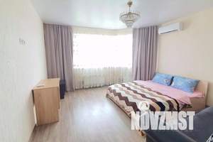 1-к квартира, посуточно, 54м2, 13/19 этаж