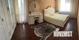 4-к квартира, посуточно, 102м2, 10/17 этаж