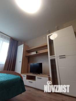 1-к квартира, посуточно, 35м2, 4/25 этаж