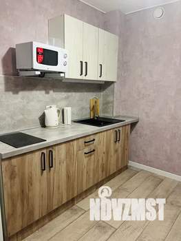 1-к квартира, посуточно, 38м2, 2/23 этаж