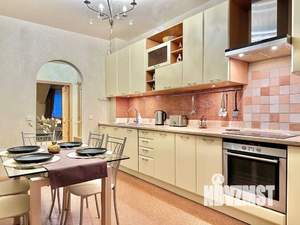 3-к квартира, посуточно, 100м2, 1/1 этаж