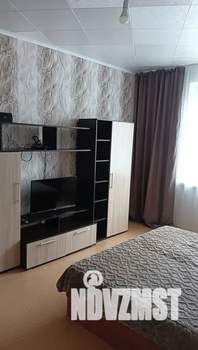 1-к квартира, посуточно, 38м2, 2/10 этаж