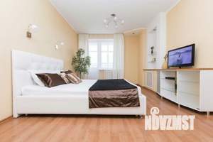 1-к квартира, посуточно, 50м2, 1/1 этаж