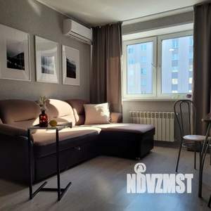 1-к квартира, посуточно, 35м2, 6/9 этаж