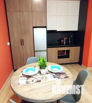 1-к квартира, посуточно, 40м2, 4/17 этаж
