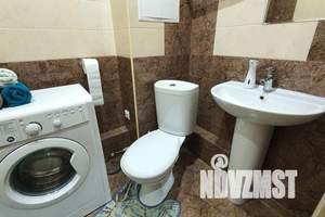 1-к квартира, посуточно, 42м2, 1/24 этаж