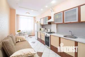 1-к квартира, посуточно, 55м2, 1/1 этаж