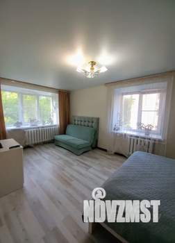 1-к квартира, посуточно, 35м2, 3/5 этаж