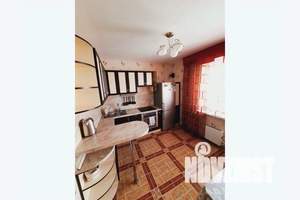 1-к квартира, посуточно, 40м2, 9/17 этаж