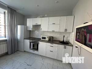 1-к квартира, посуточно, 40м2, 4/9 этаж