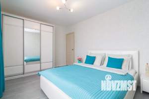 1-к квартира, посуточно, 61м2, 1/1 этаж