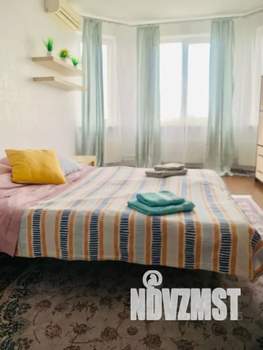 2-к квартира, посуточно, 65м2, 13/17 этаж