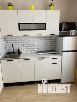 Студия квартира, посуточно, 30м2, 6/18 этаж