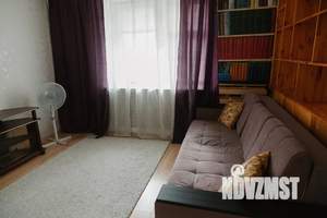 Студия квартира, посуточно, 40м2, 3/10 этаж