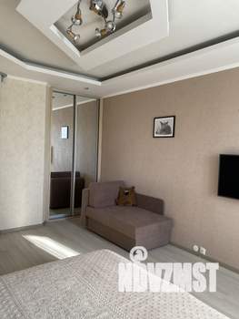 1-к квартира, посуточно, 44м2, 1/1 этаж
