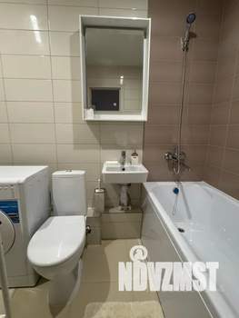 1-к квартира, посуточно, 38м2, 10/18 этаж