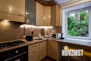 2-к квартира, посуточно, 58м2, 1/5 этаж