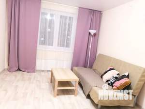 1-к квартира, посуточно, 32м2, 8/10 этаж