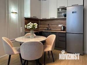 1-к квартира, посуточно, 60м2, 1/1 этаж