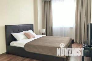 1-к квартира, посуточно, 38м2, 9/20 этаж