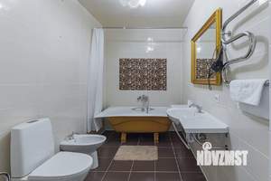 4-к квартира, посуточно, 131м2, 1/1 этаж