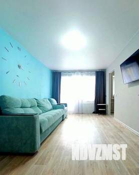 2-к квартира, посуточно, 44м2, 1/1 этаж