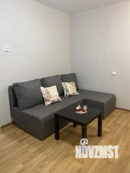 1-к квартира, посуточно, 27м2, 1/9 этаж