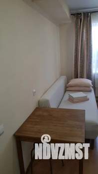 Студия квартира, посуточно, 15м2, 1/4 этаж