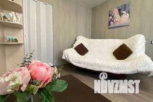 1-к квартира, посуточно, 43м2, 14/18 этаж