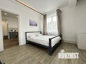 1-к квартира, посуточно, 33м2, 1/1 этаж