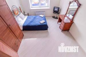 1-к квартира, посуточно, 54м2, 1/1 этаж