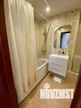 2-к квартира, посуточно, 55м2, 6/15 этаж