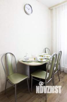 2-к квартира, посуточно, 49м2, 1/1 этаж