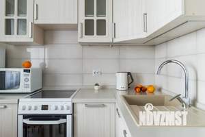 1-к квартира, посуточно, 42м2, 8/17 этаж