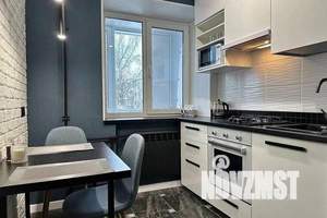 1-к квартира, посуточно, 50м2, 3/9 этаж