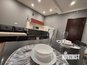 1-к квартира, посуточно, 47м2, 1/1 этаж