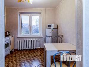 1-к квартира, посуточно, 35м2, 3/9 этаж