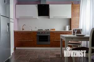 1-к квартира, посуточно, 55м2, 4/10 этаж