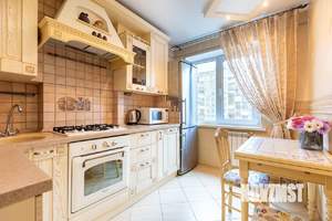 3-к квартира, посуточно, 78м2, 1/1 этаж