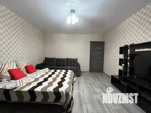 1-к квартира, посуточно, 38м2, 1/1 этаж