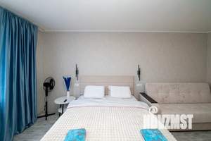 1-к квартира, посуточно, 42м2, 8/10 этаж