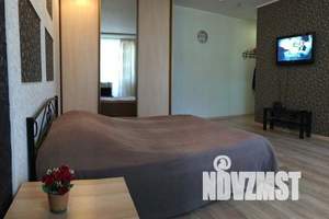 1-к квартира, посуточно, 38м2, 4/5 этаж