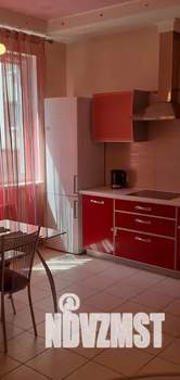 1-к квартира, посуточно, 44м2, 2/8 этаж