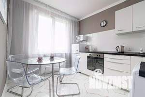 1-к квартира, посуточно, 36м2, 4/9 этаж