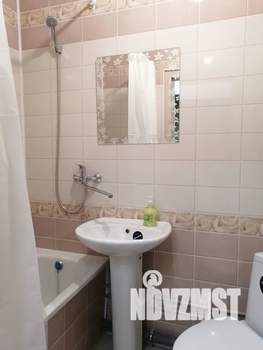 1-к квартира, посуточно, 32м2, 8/10 этаж