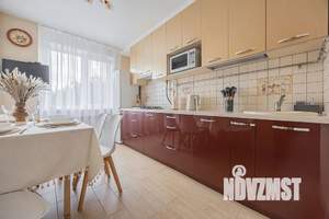3-к квартира, посуточно, 65м2, 6/9 этаж