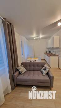 Студия квартира, посуточно, 25м2, 2/10 этаж