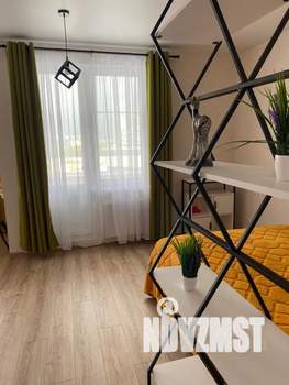 Студия квартира, посуточно, 30м2, 6/18 этаж